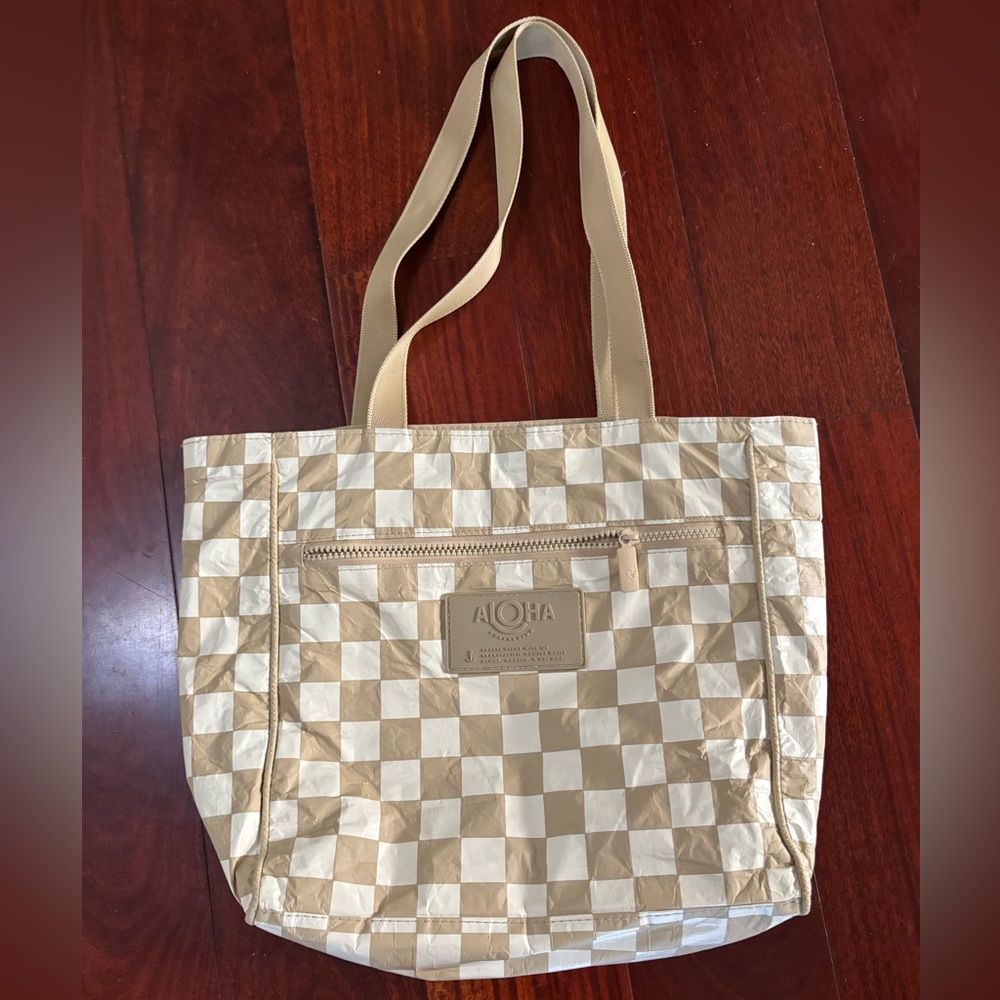 ALOHA Collection - Go To Tote - Checkmate in Taupe and Sandstone